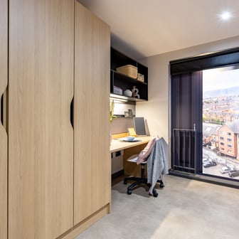 Classic Studio Plus - Image 1